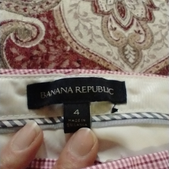Size 4 Womens Banana Republic Avery Pink/Red/white check pants - Picture 6 of 17